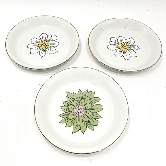 Set of 3 Vintage 🧡 MCM Flower Power Saucers 3.5” Mini Cocktail Dish Plant Lady - Picture 1 of 7